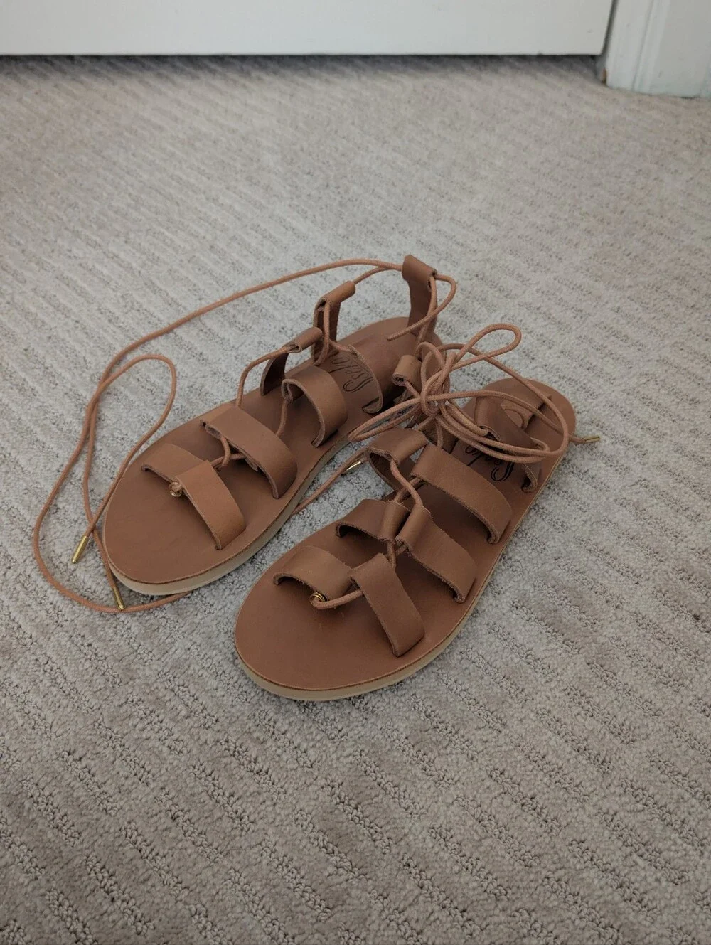 NWOT Handmade Leather Strappy Lace-Up Sandals in Light Brown Size 8